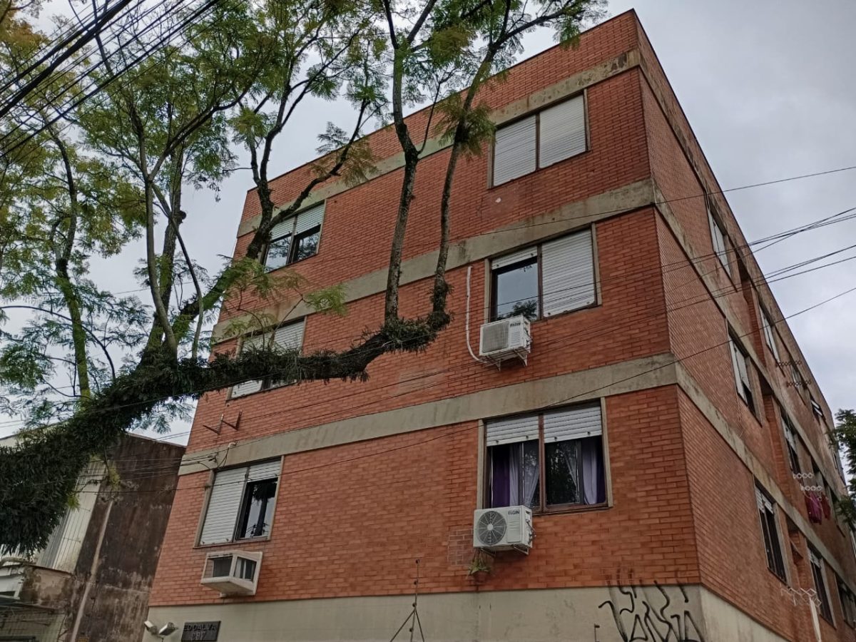 Apartamento para alugar com 35m², 1 quarto no bairro Passo d'Areia em Porto Alegre - Foto 1