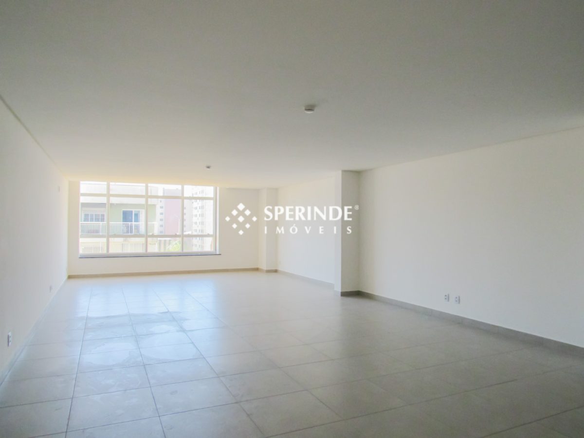 Sala para alugar com 67m² no bairro Centro em Caxias do Sul - Foto 1