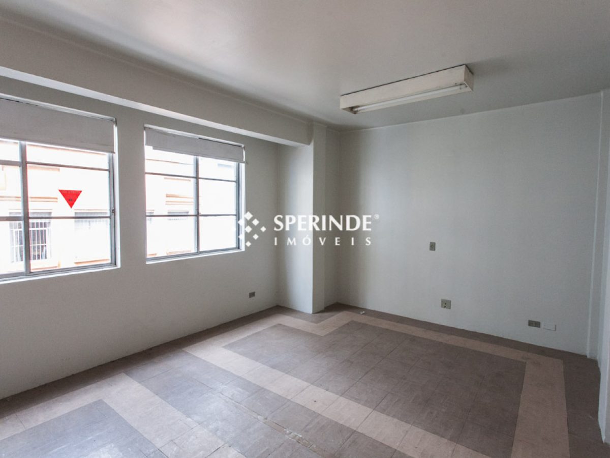 Sala para alugar com 207m² no bairro Centro em Porto Alegre - Foto 1