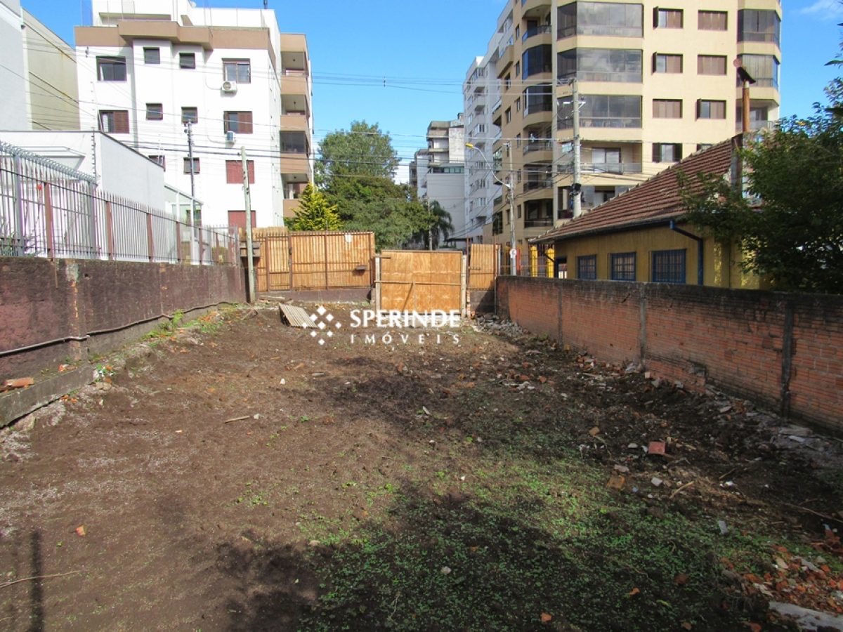 Terreno para alugar com 160m² no bairro Pio X em Caxias do Sul - Foto 1