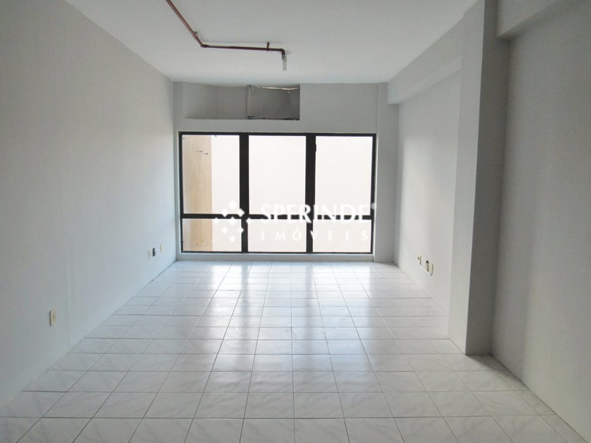 Sala para alugar com 33m² no bairro Centro em Porto Alegre - Foto 1