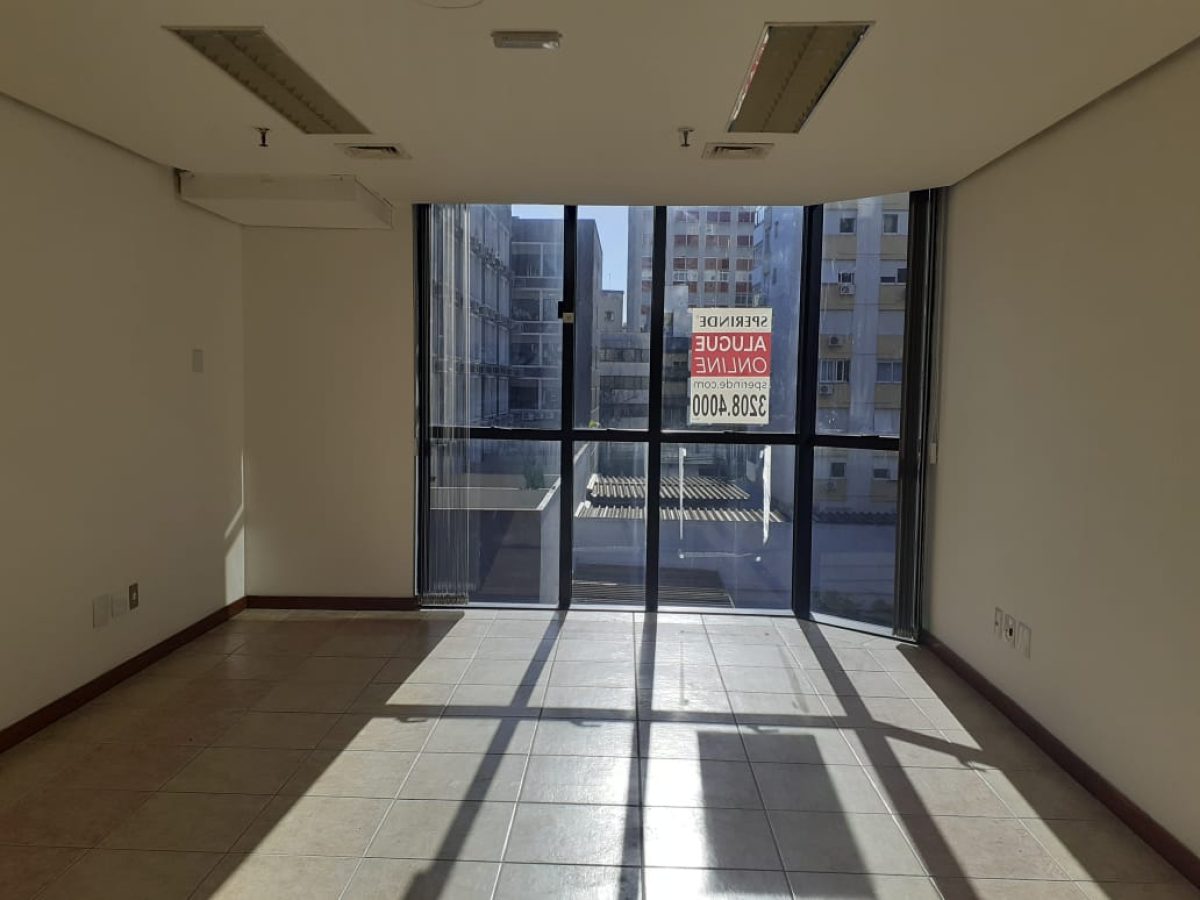 Sala para alugar com 38m², 1 vaga no bairro Mont Serrat em Porto Alegre - Foto 1