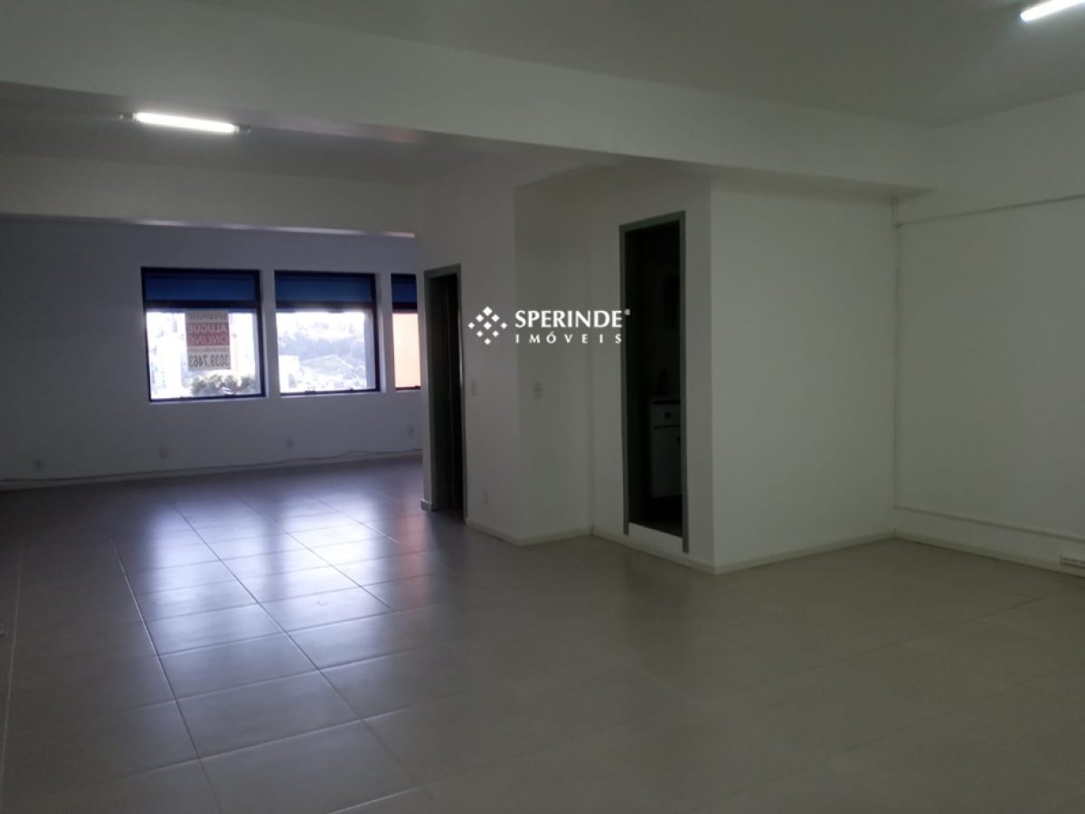 Sala para alugar com 60m² no bairro Centro em Caxias do Sul - Foto 1