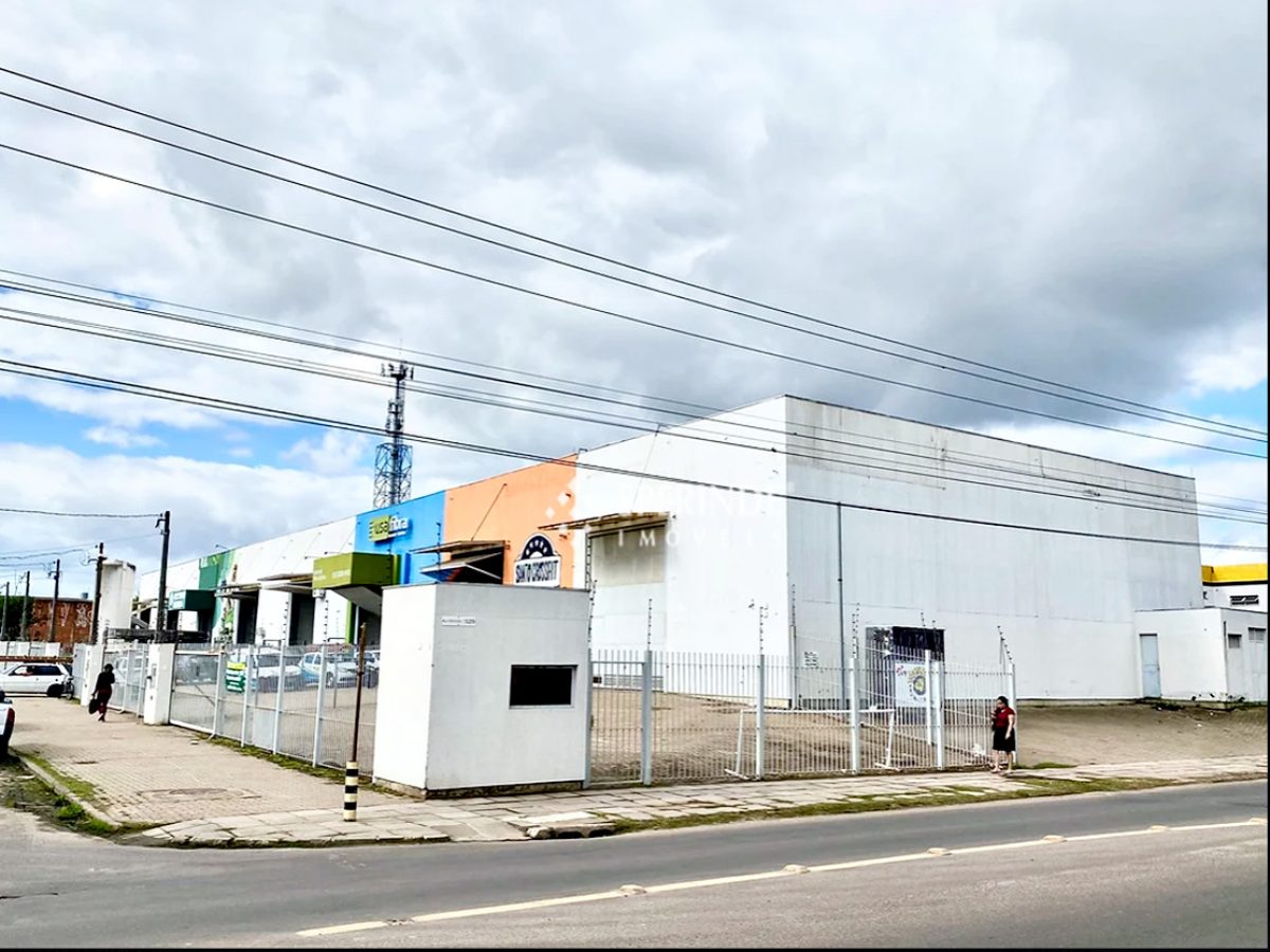 Pavilhão para alugar com 230m² no bairro Humaitá em Porto Alegre - Foto 1