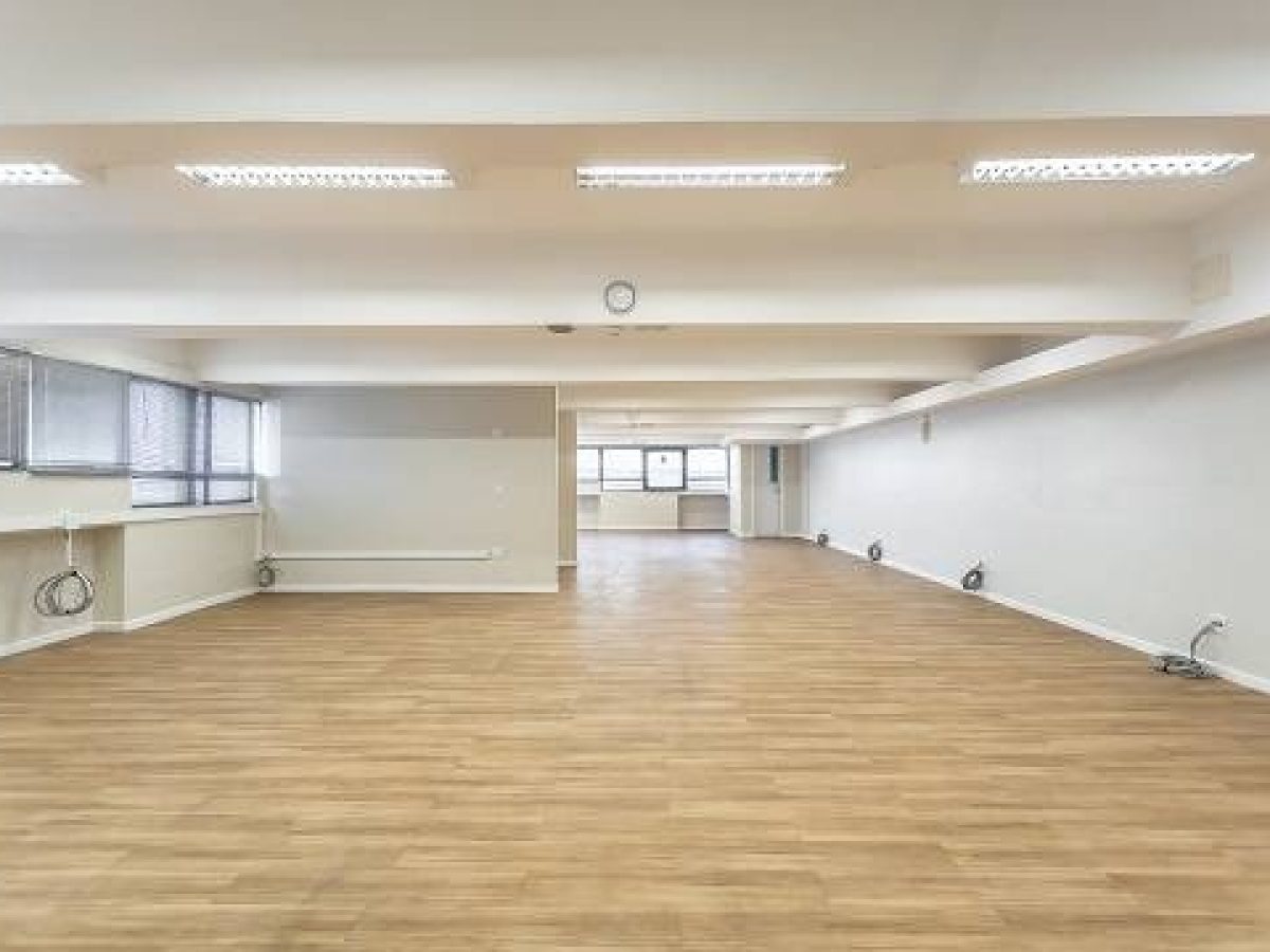 Sala para alugar com 936m² no bairro Rio Branco em Porto Alegre - Foto 1