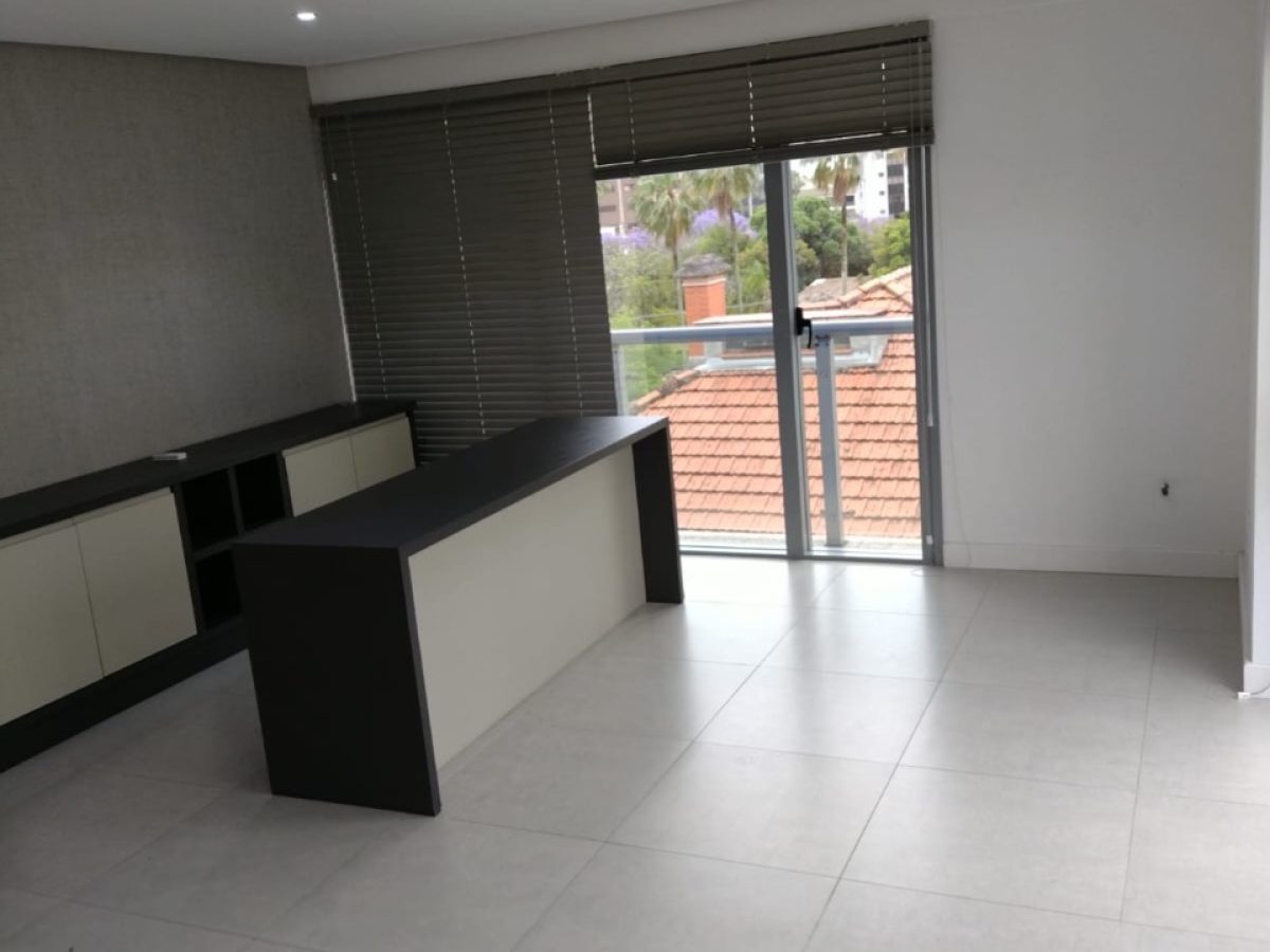 Sala para alugar com 88m² no bairro Moinhos de Vento em Porto Alegre - Foto 1