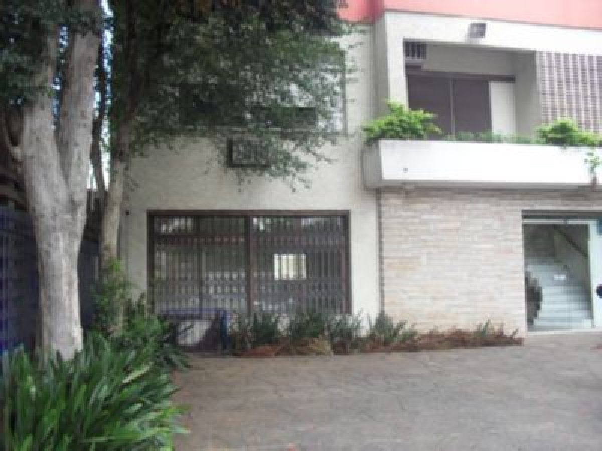 Casa para alugar com 360m², 3 quartos no bairro Moinhos de Vento em Porto Alegre - Foto 1