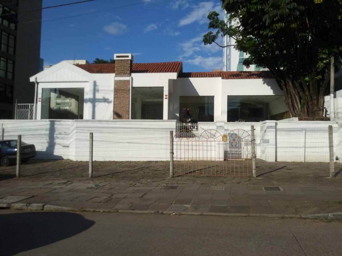 Casa para alugar com 600m², 1 quarto no bairro Três Figueiras em Porto Alegre - Foto 1