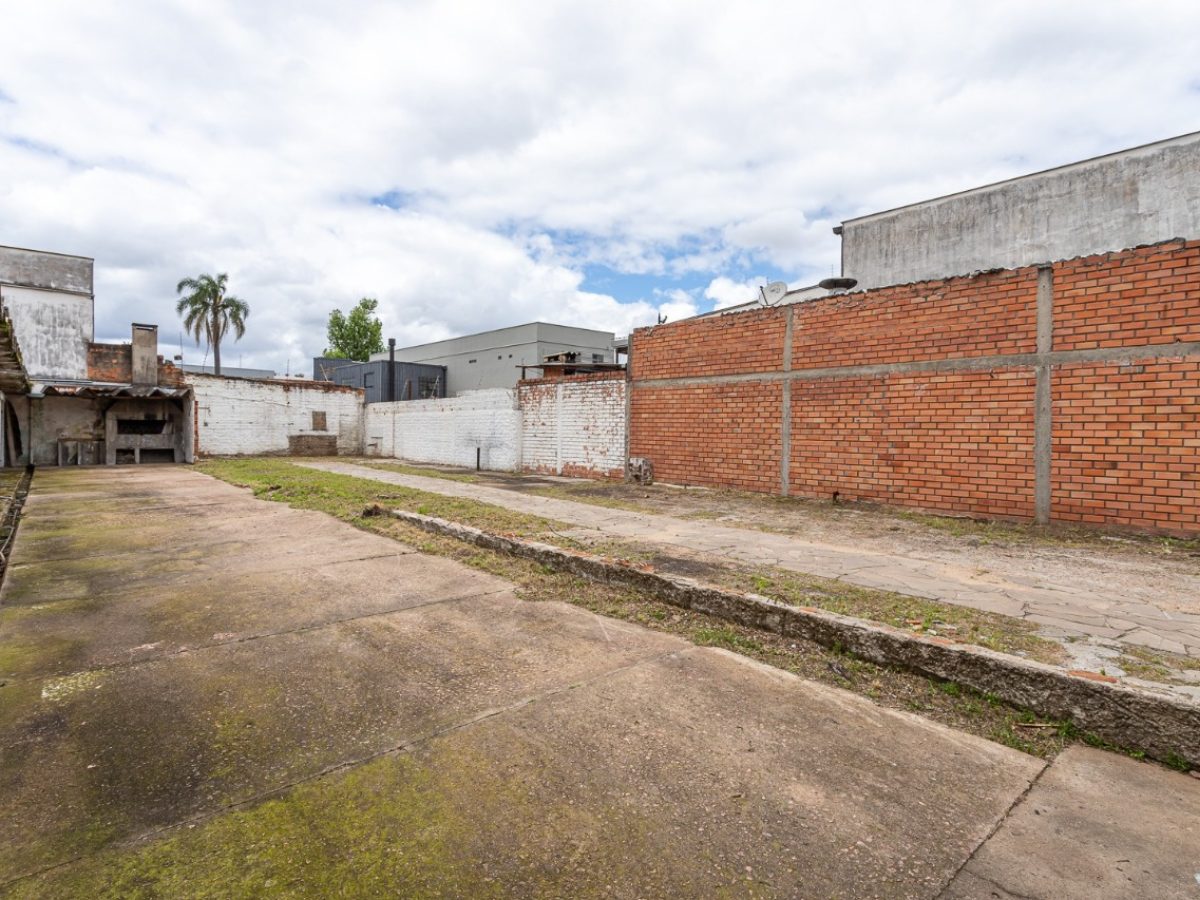 Terreno para alugar com 508m² no bairro Navegantes em Porto Alegre - Foto 1