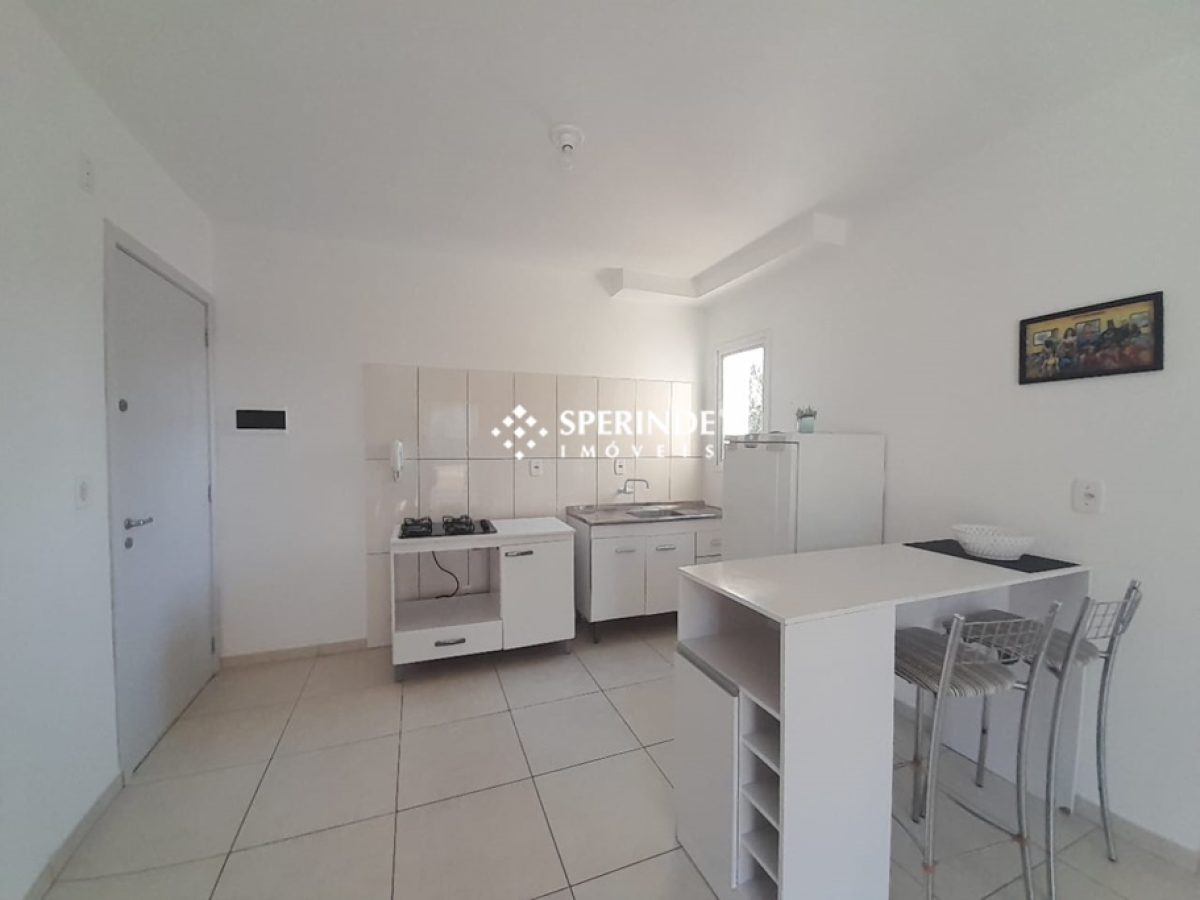 Apartamento para alugar com 35m², 1 quarto no bairro Medianeira em Caxias do Sul - Foto 1