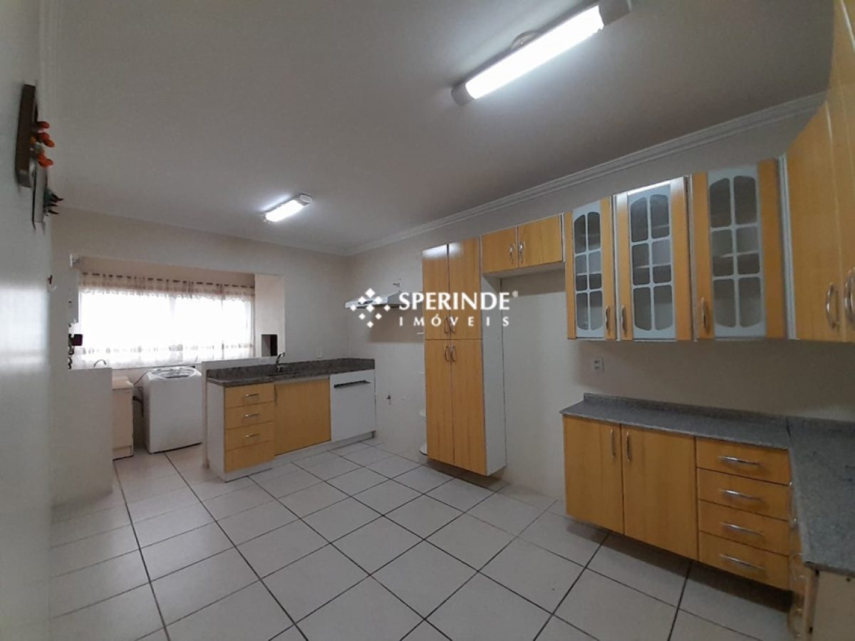 Apartamento para alugar com 80m², 2 quartos, 1 vaga no bairro Madri em Caxias do Sul - Foto 1