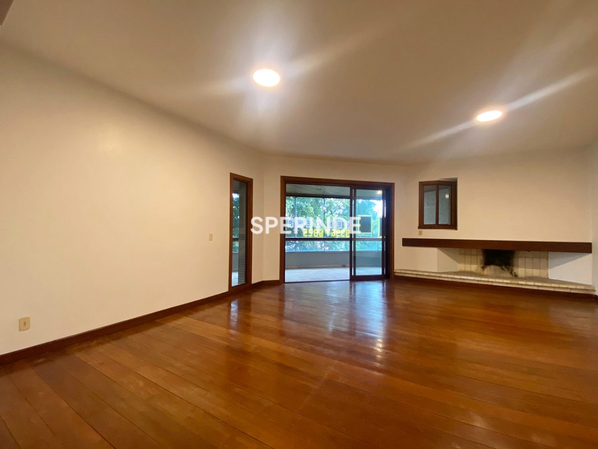 Apartamento para alugar com 178m², 3 quartos, 2 vagas no bairro Petrópolis em Porto Alegre - Foto 1