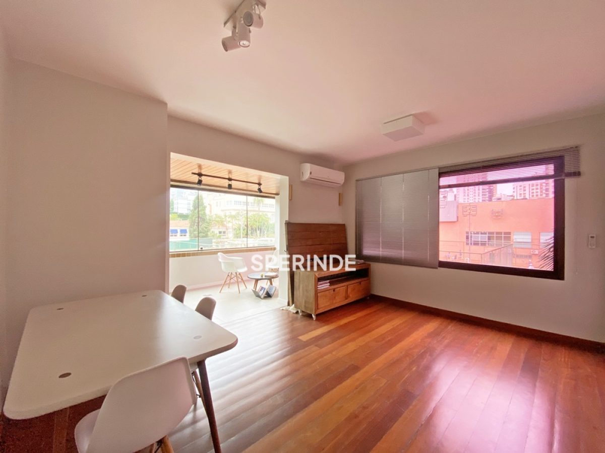 Apartamento para alugar com 120m², 3 quartos, 1 vaga no bairro Moinhos de Vento em Porto Alegre - Foto 1