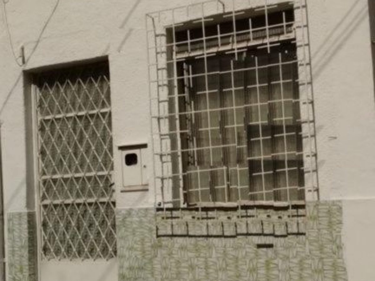 Casa à venda com 55m², 2 quartos no bairro Menino Deus em Porto Alegre - Foto 1