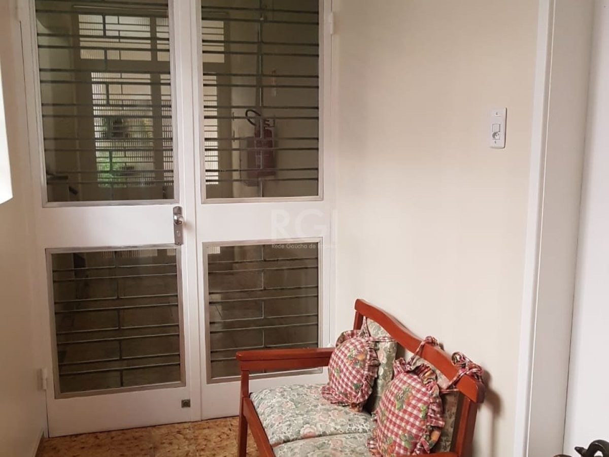 Apartamento à venda com 115m², 3 quartos no bairro Petrópolis em Porto Alegre - Foto 1