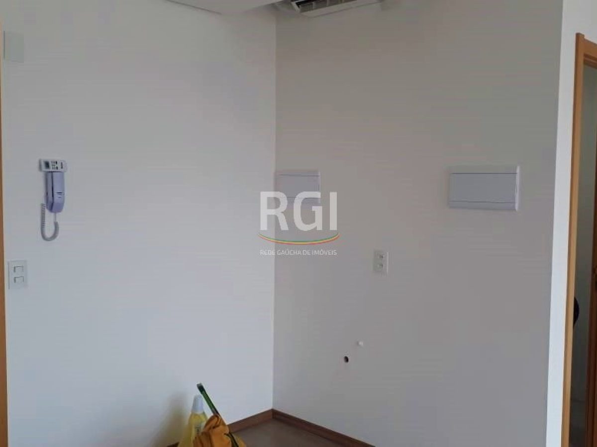 Conjunto/Sala à venda com 38m² no bairro Cidade Baixa em Porto Alegre - Foto 1