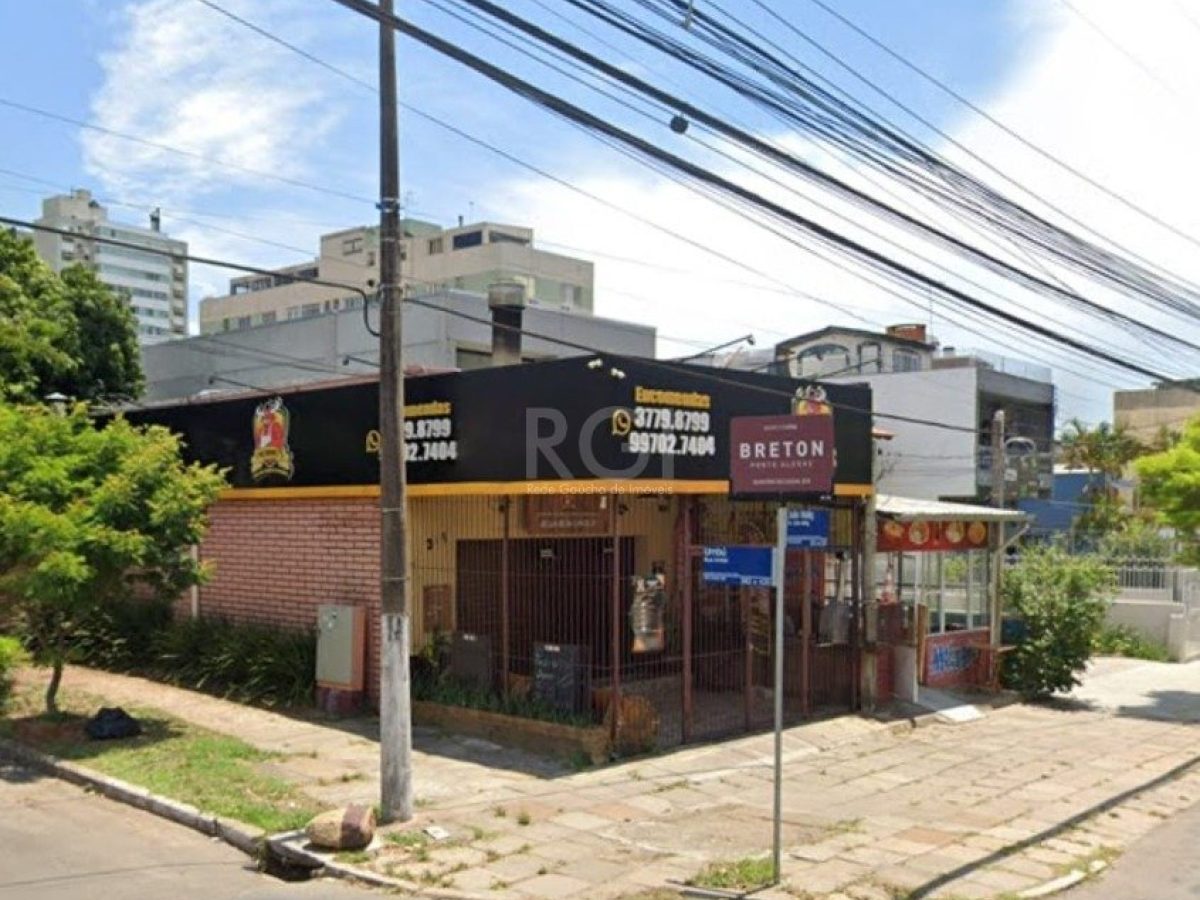 Casa à venda com 230m², 1 vaga no bairro Passo d'Areia em Porto Alegre - Foto 1