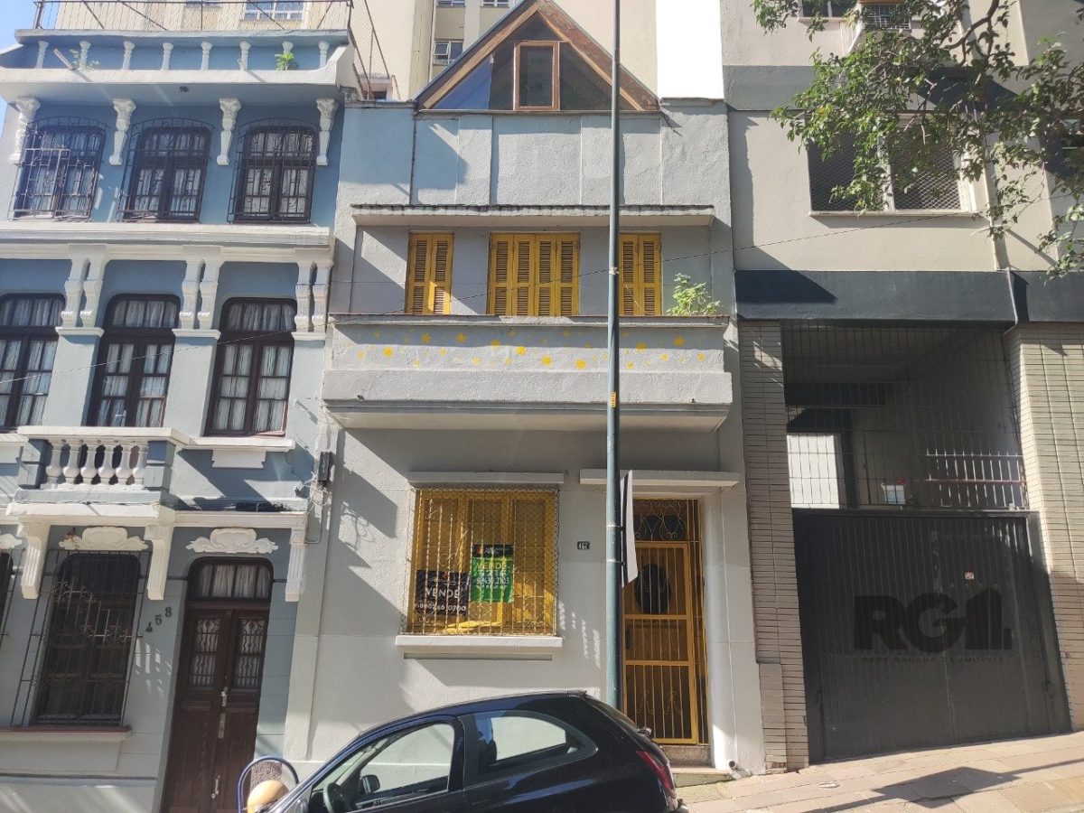 Casa à venda com 125m², 3 quartos, 1 suíte no bairro Centro Histórico em Porto Alegre - Foto 1