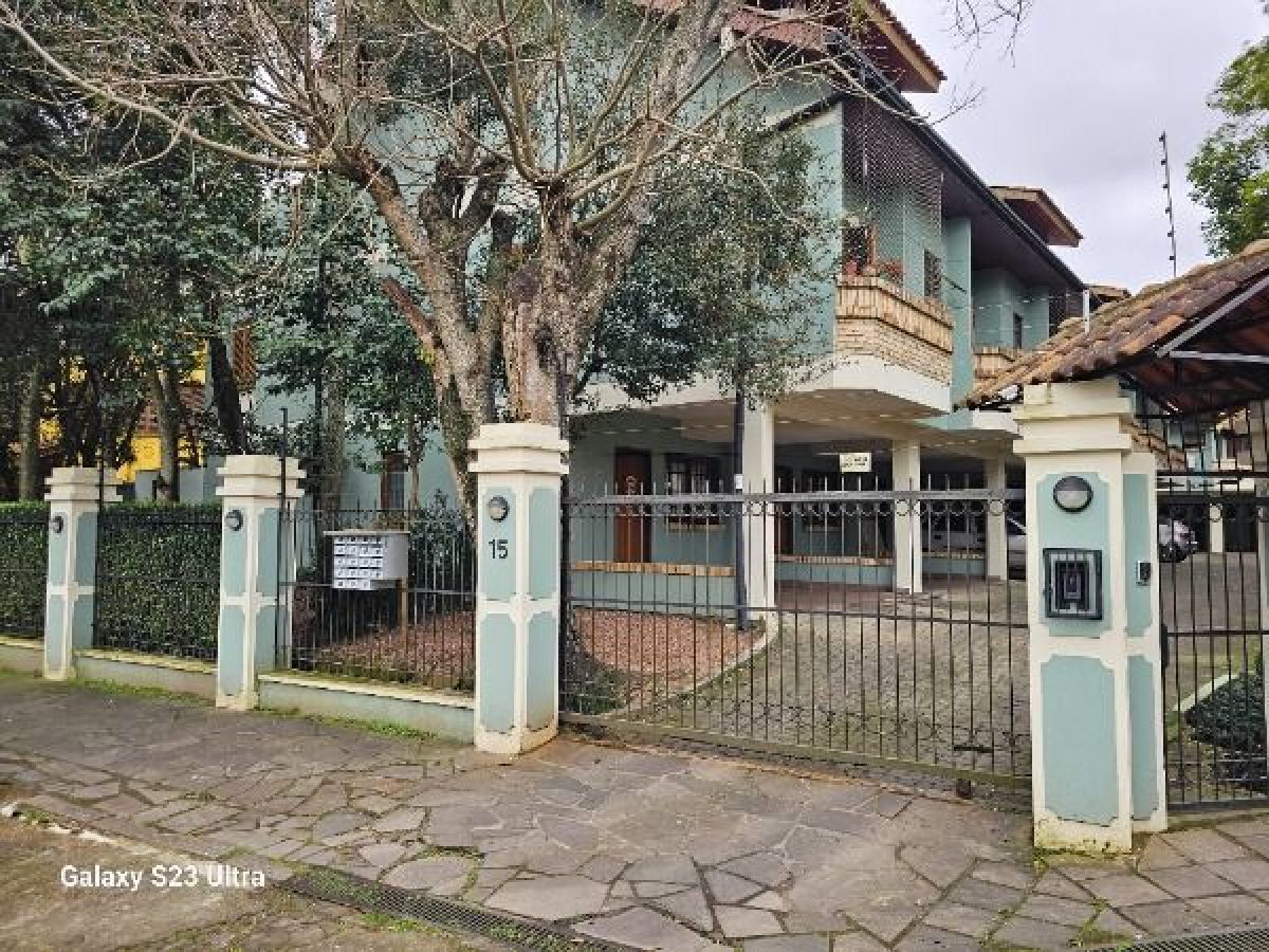 Casa Condominio à venda com 218m², 3 quartos, 1 suíte, 1 vaga no bairro Ipanema em Porto Alegre - Foto 1