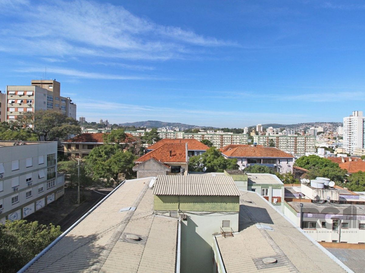 Apartamento à venda com 72m², 2 quartos, 1 suíte, 2 vagas no bairro Petrópolis em Porto Alegre - Foto 1