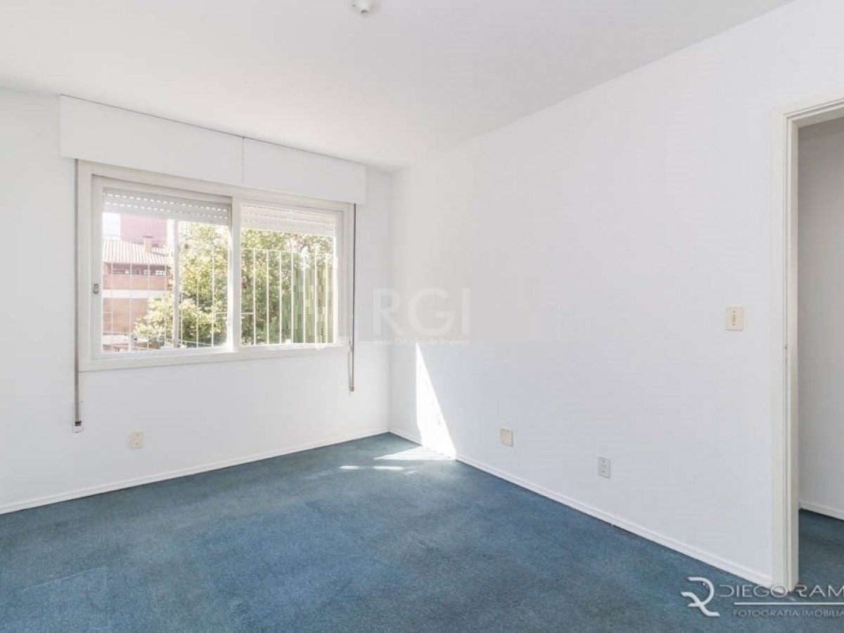 Apartamento à venda com 94m², 3 quartos, 1 suíte, 1 vaga no bairro Petrópolis em Porto Alegre - Foto 1