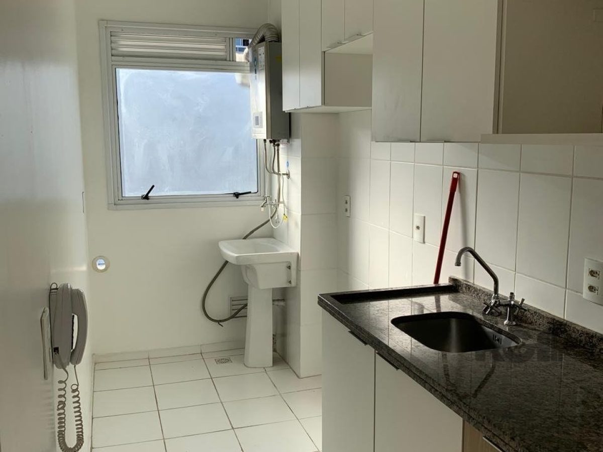 Apartamento à venda com 70m², 3 quartos, 1 suíte, 1 vaga no bairro Azenha em Porto Alegre - Foto 1