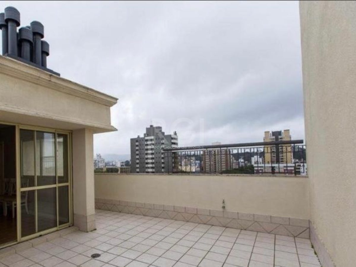 Apartamento à venda com 108m², 1 quarto, 1 suíte, 1 vaga no bairro Menino Deus em Porto Alegre - Foto 1