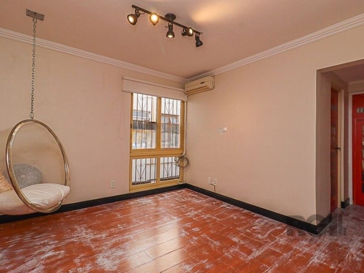 Apartamento à venda com 58m², 2 quartos, 1 vaga no bairro Auxiliadora em Porto Alegre - Foto 1