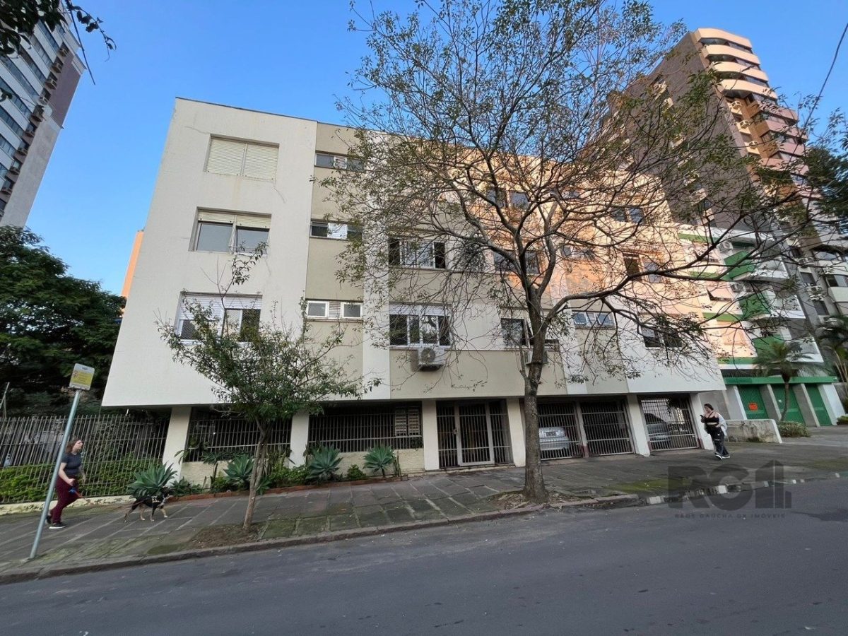 Apartamento à venda com 76m², 2 quartos, 1 suíte, 2 vagas no bairro Menino Deus em Porto Alegre - Foto 1