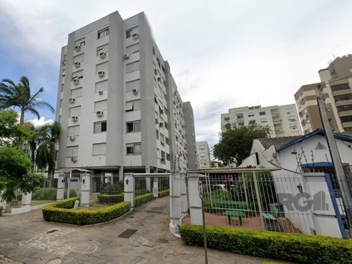 Apartamento à venda com 74m², 2 quartos, 1 vaga no bairro Santana em Porto Alegre - Foto 1