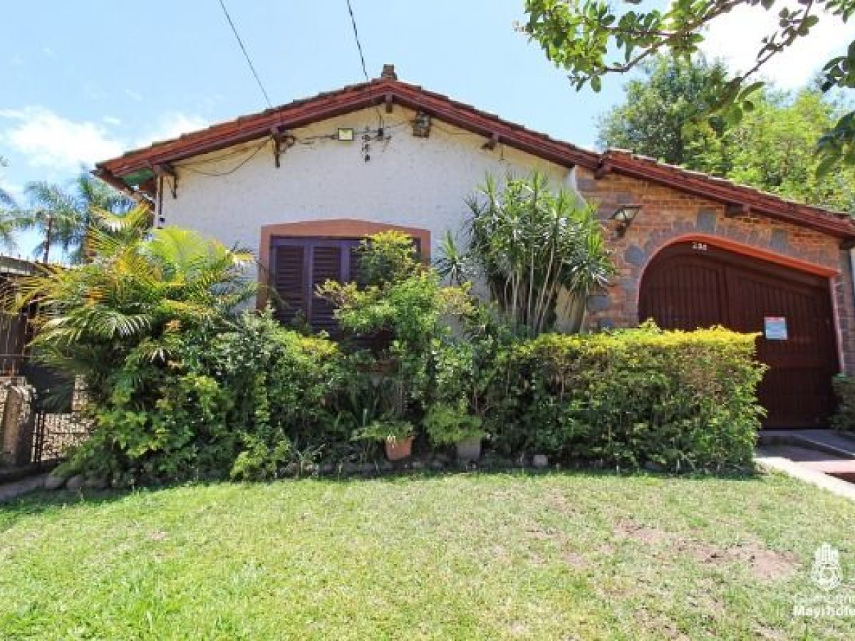 Casa à venda com 180m², 4 quartos, 3 vagas no bairro Ipanema em Porto Alegre - Foto 1