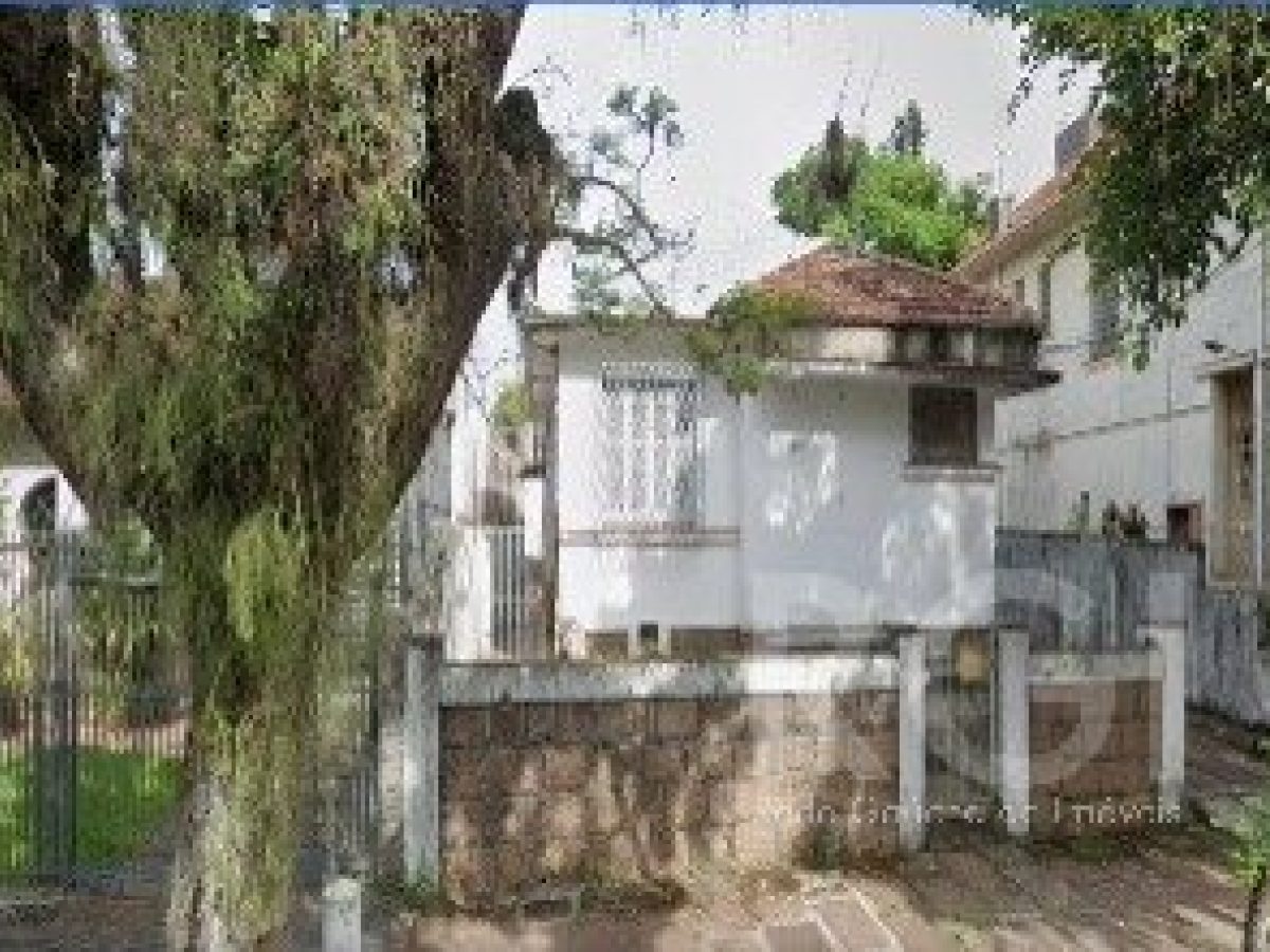 Casa à venda com 330m², 3 quartos, 3 vagas no bairro Petrópolis em Porto Alegre - Foto 1