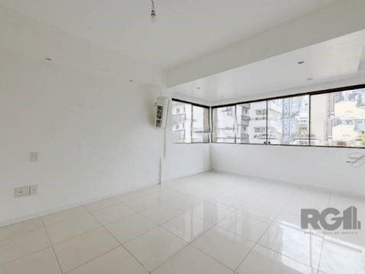 Cobertura à venda com 215m², 3 quartos, 2 vagas no bairro Petrópolis em Porto Alegre - Foto 1