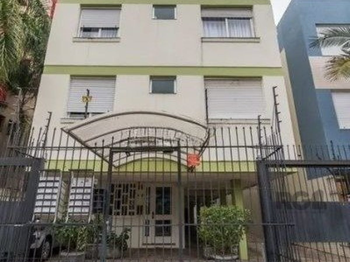 Cobertura à venda com 109m², 3 quartos, 1 suíte, 2 vagas no bairro Santana em Porto Alegre - Foto 1