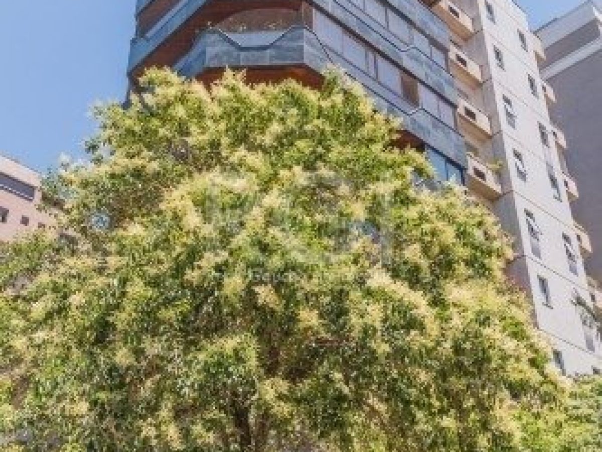 Cobertura à venda com 360m², 3 quartos, 3 suítes, 3 vagas no bairro Bela Vista em Porto Alegre - Foto 1