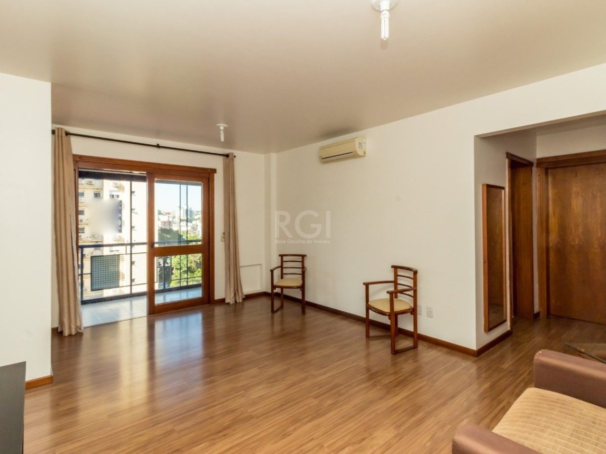 Apartamento à venda com 93m², 2 quartos, 1 vaga no bairro Petrópolis em Porto Alegre - Foto 1