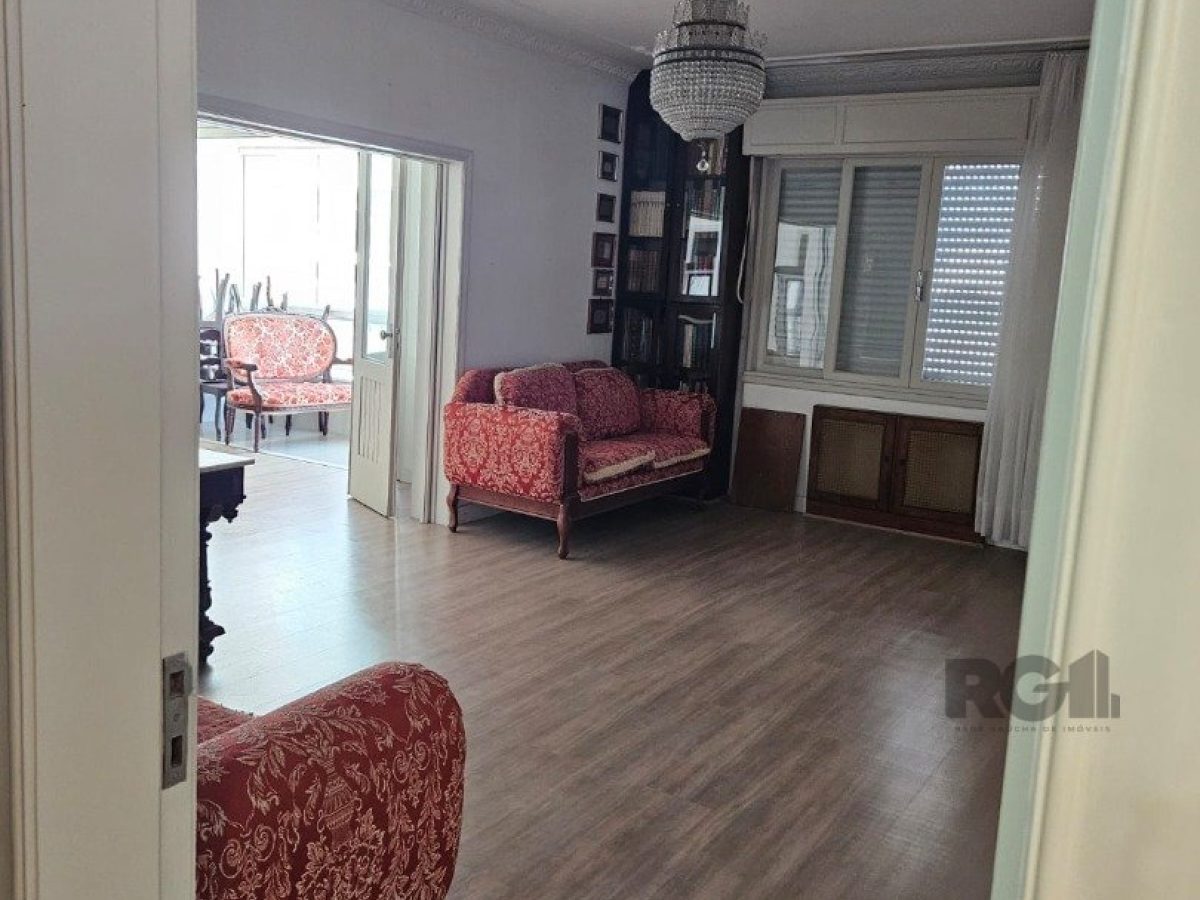 Apartamento à venda com 175m², 3 quartos, 1 suíte, 1 vaga no bairro Independência em Porto Alegre - Foto 1