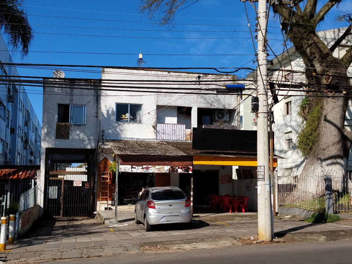 Predio à venda com 381m² no bairro Cristal em Porto Alegre - Foto 1