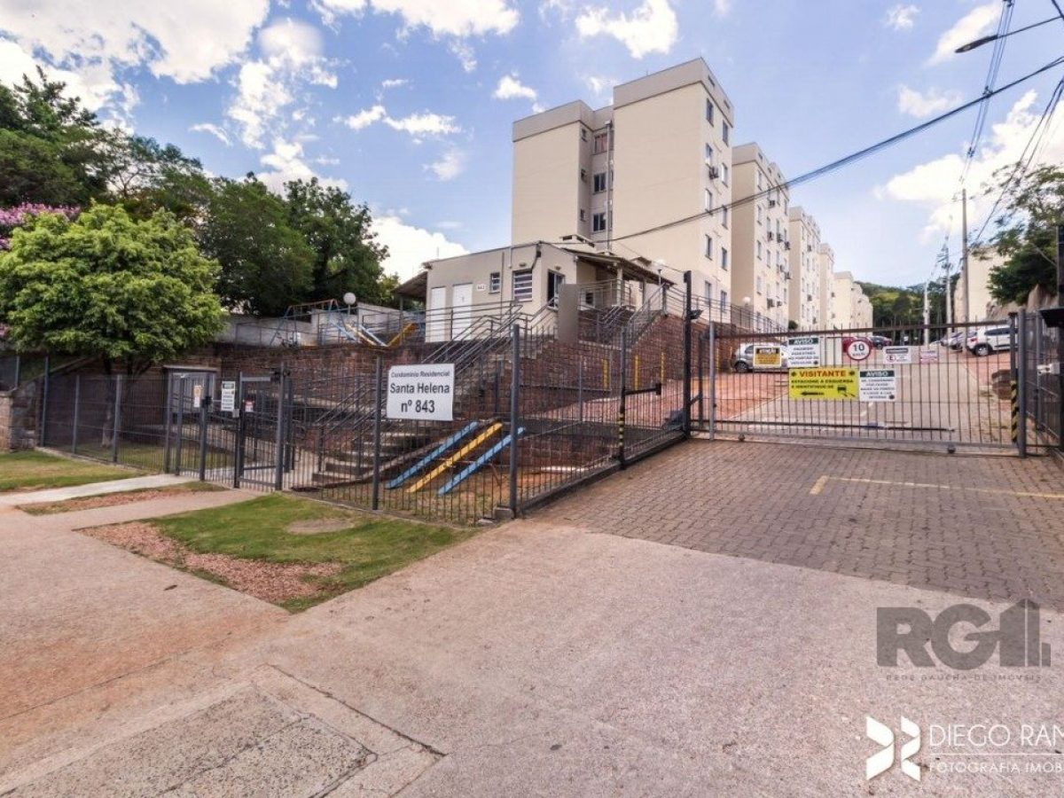 Apartamento à venda com 42m², 2 quartos, 1 vaga no bairro Glória em Porto Alegre - Foto 1