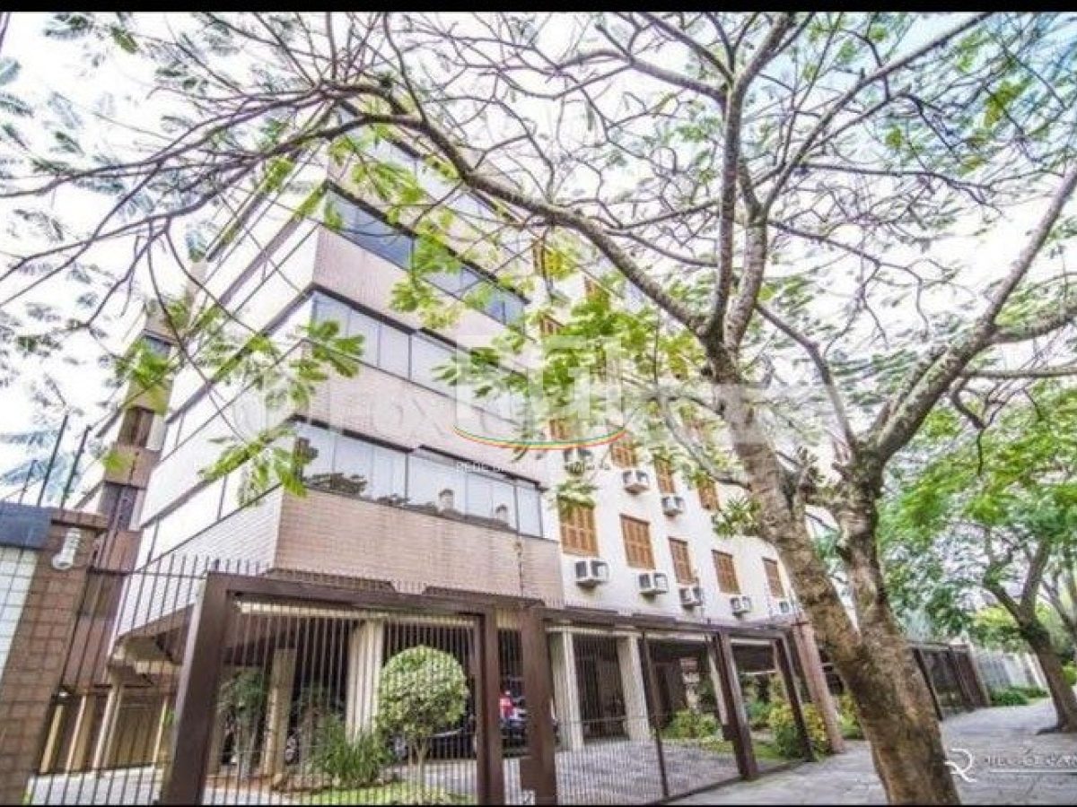 Cobertura à venda com 240m², 3 quartos, 1 suíte, 2 vagas no bairro Jardim Itu em Porto Alegre - Foto 1