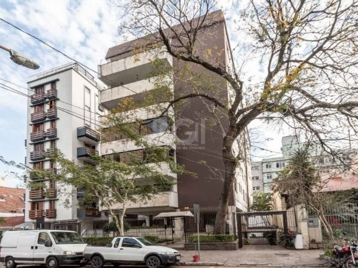 Apartamento à venda com 196m², 3 quartos, 1 suíte, 1 vaga no bairro Independência em Porto Alegre - Foto 1