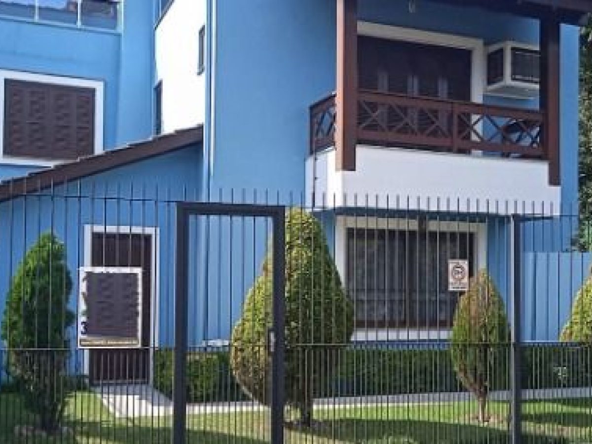 Casa à venda com 248m², 3 quartos, 1 suíte, 2 vagas no bairro Ipanema em Porto Alegre - Foto 1