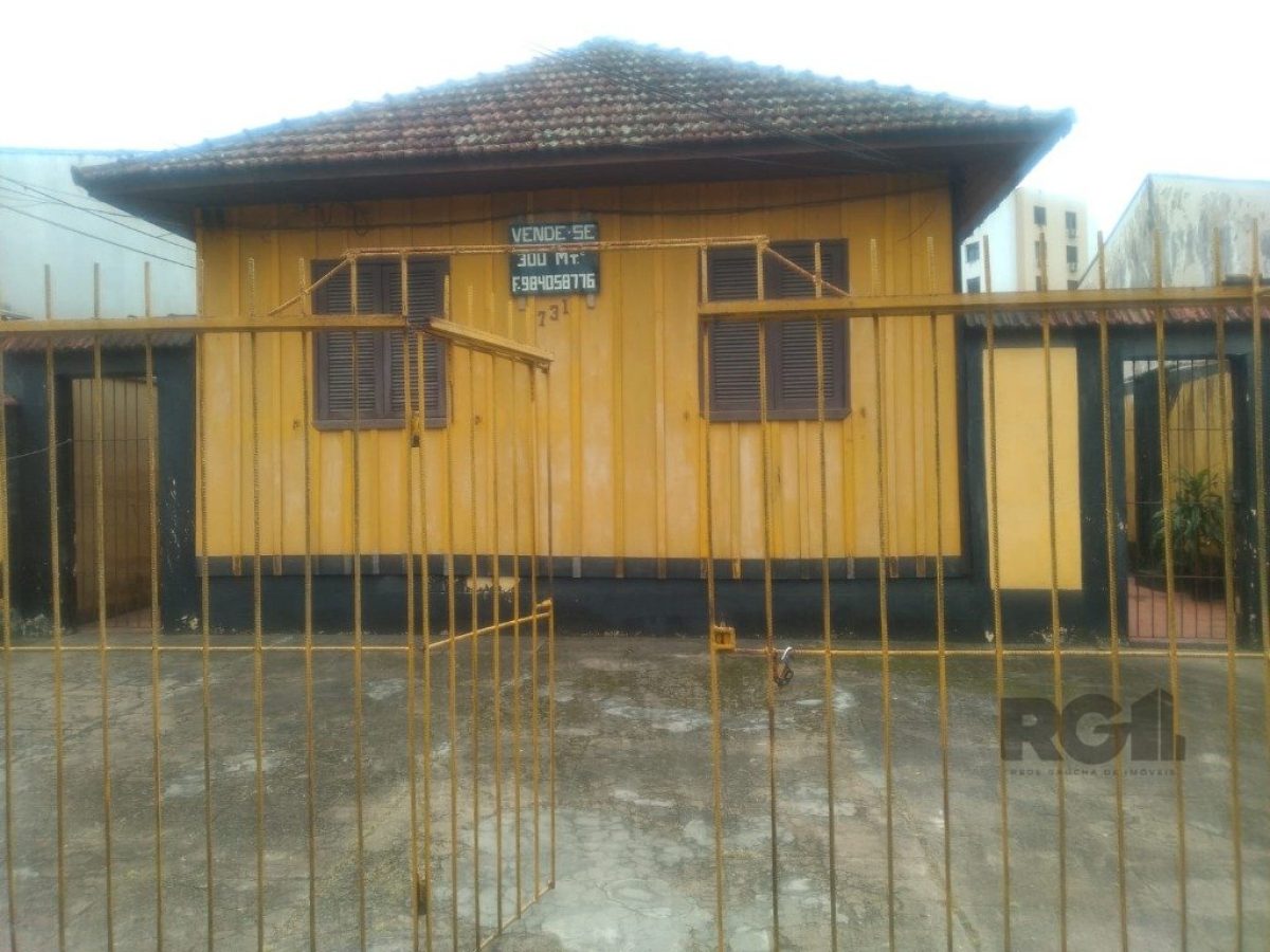 Casa à venda com 300m², 1 quarto, 1 vaga no bairro Jardim Itu em Porto Alegre - Foto 1