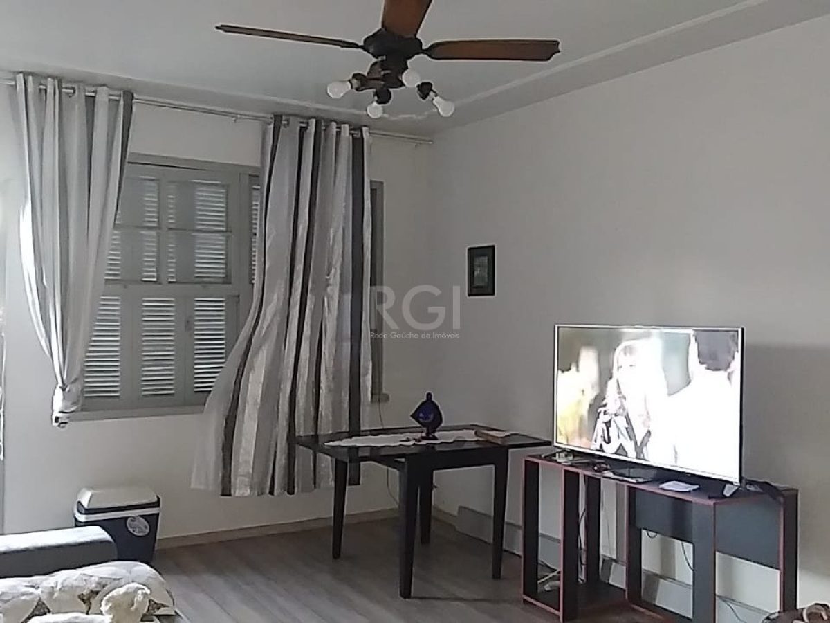 Apartamento à venda com 90m², 3 quartos no bairro Partenon em Porto Alegre - Foto 1