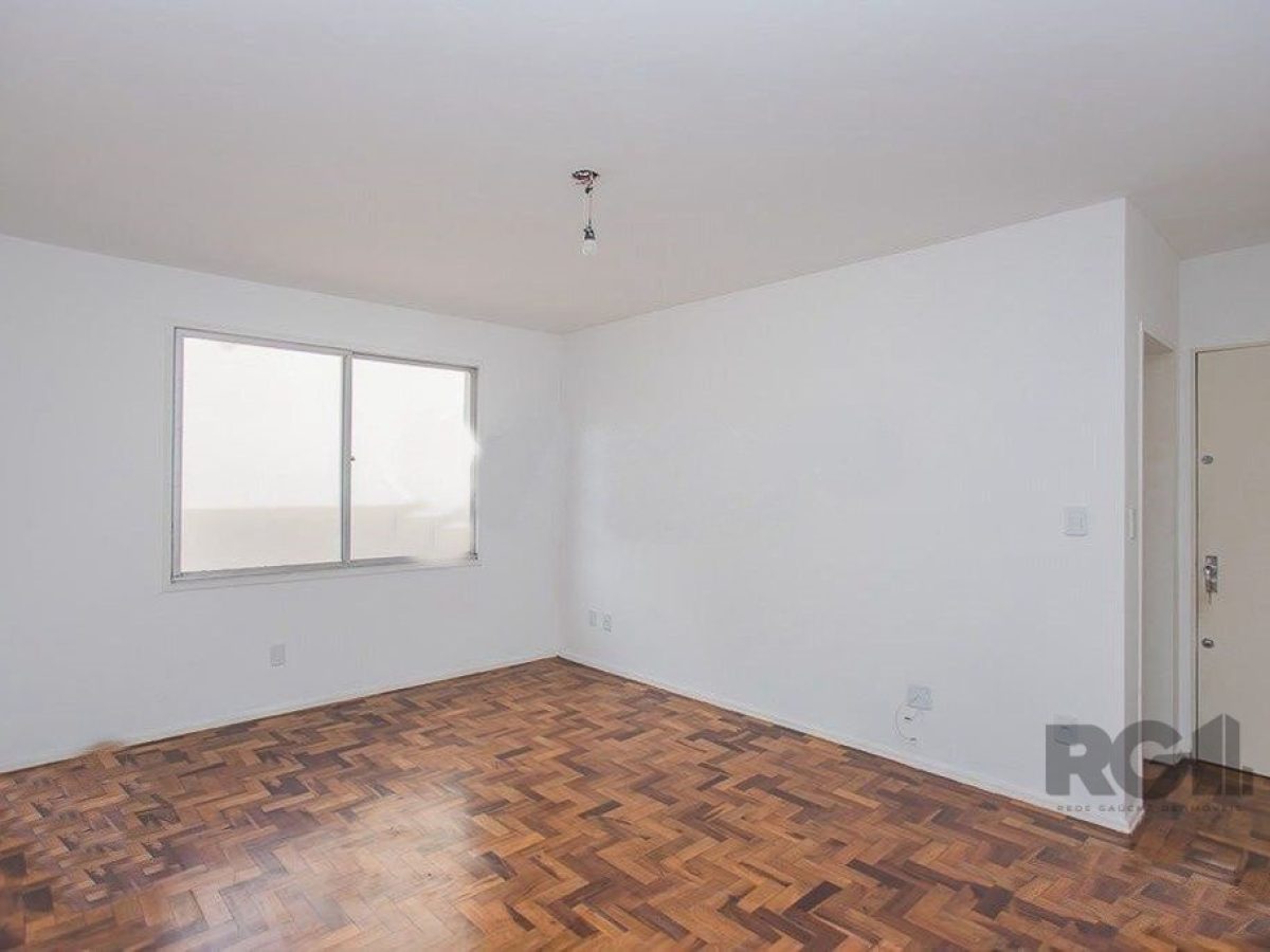 Apartamento à venda com 76m², 2 quartos, 1 suíte, 1 vaga no bairro Petrópolis em Porto Alegre - Foto 1