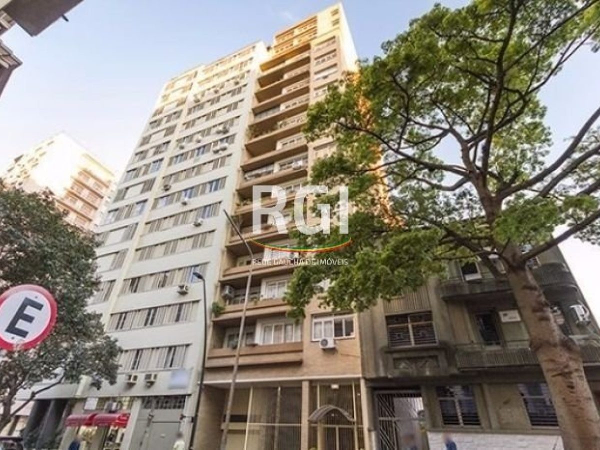 Apartamento à venda com 202m², 3 quartos, 1 suíte, 1 vaga no bairro Centro Histórico em Porto Alegre - Foto 1