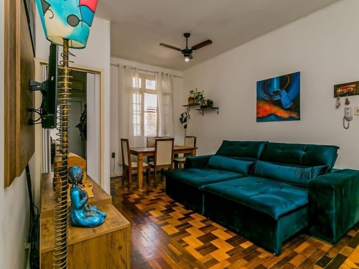 Apartamento à venda com 72m², 3 quartos no bairro Floresta em Porto Alegre - Foto 1