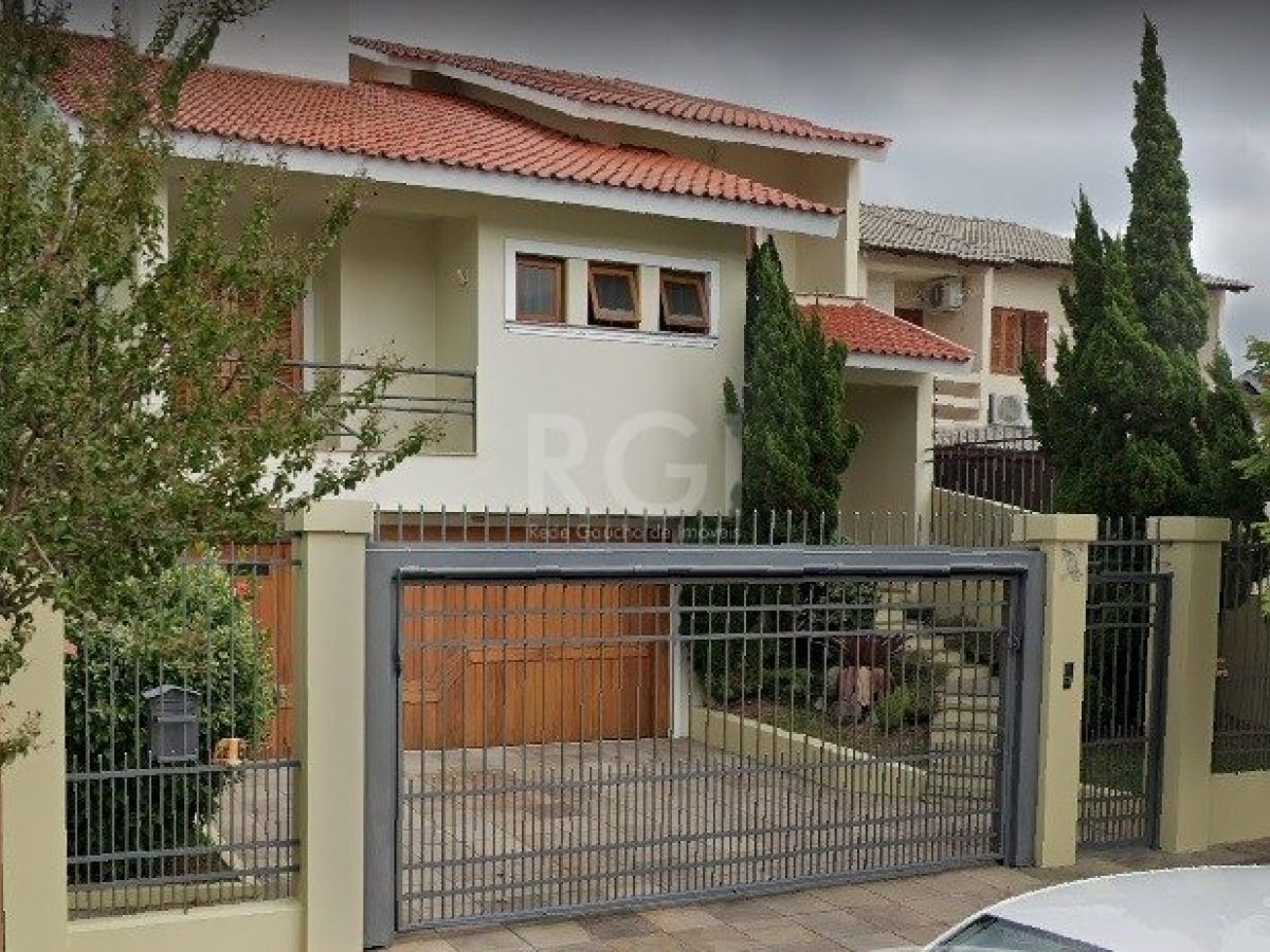 Casa à venda com 310m², 4 quartos, 2 suítes, 4 vagas no bairro Jardim Itu em Porto Alegre - Foto 1