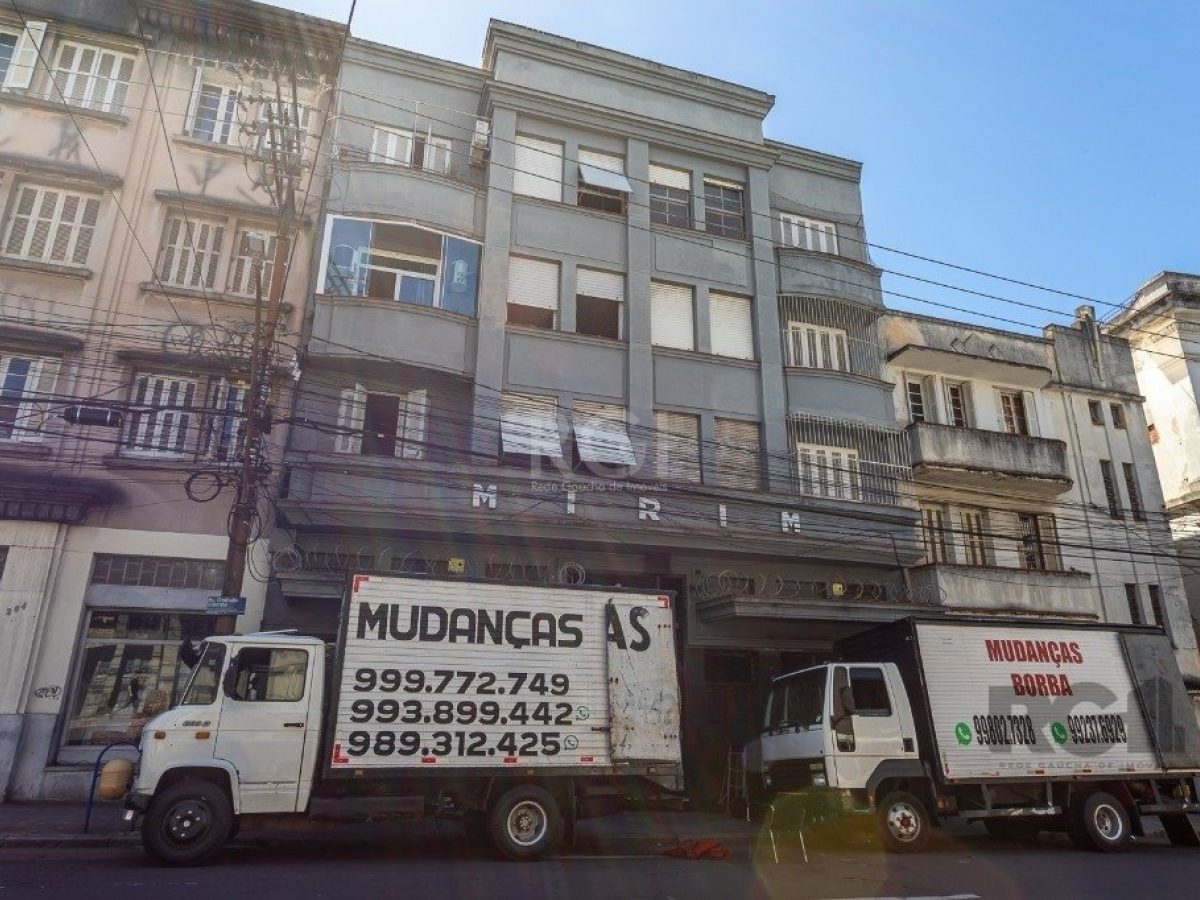 Apartamento à venda com 57m², 2 quartos no bairro Floresta em Porto Alegre - Foto 1