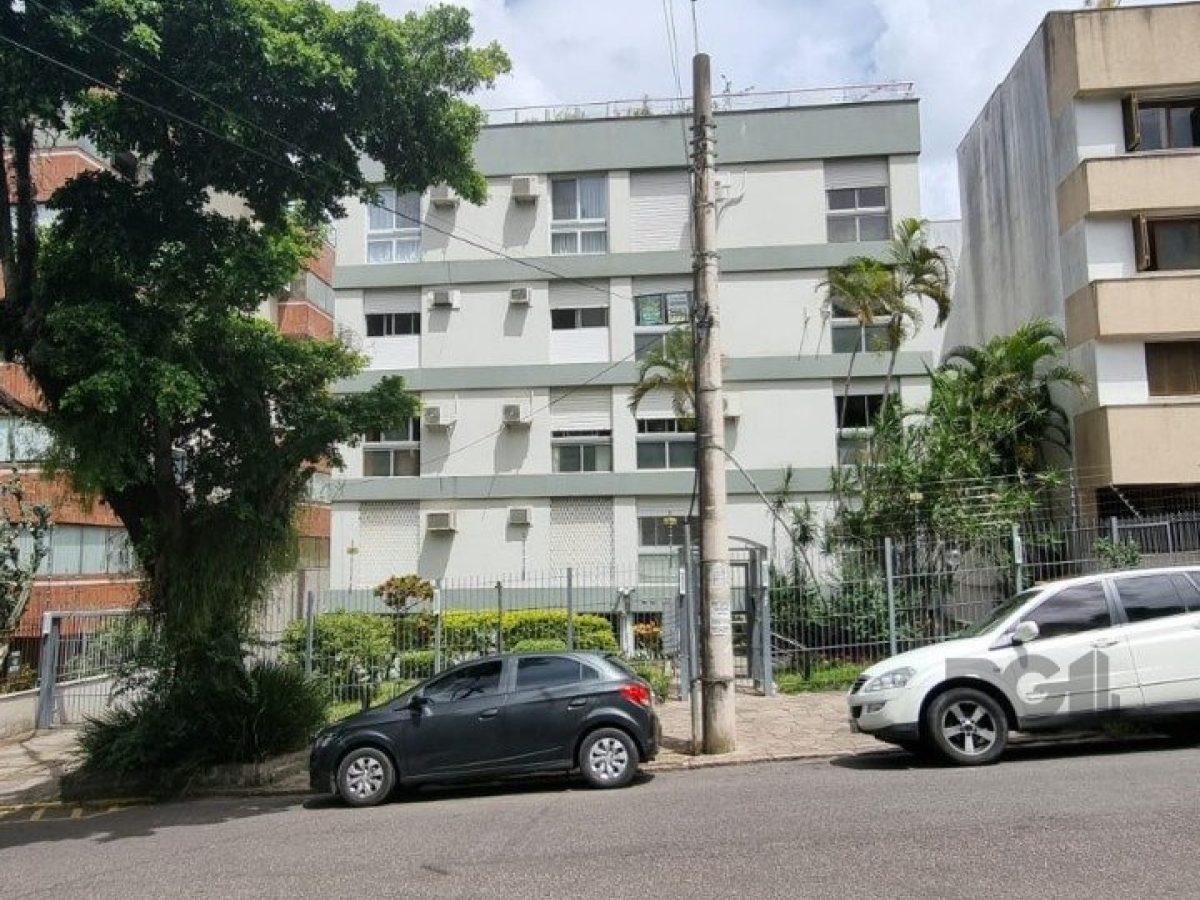 Apartamento à venda com 120m², 3 quartos, 1 suíte, 1 vaga no bairro Petrópolis em Porto Alegre - Foto 1